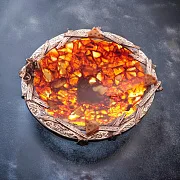 Декоративная тарелка из янтаря — красивый подарок — фотография 1