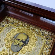Икона Николая Чудотворца /в киоте/. Златоуст — красивый подарок — фотография 9