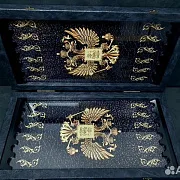 Подарочные нарды под стеклом «Герб Российской Федерации» — фотография 3