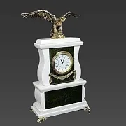 Ручная работа: Винтажные настольные часы «Орел» из нефрита и мрамора — фотография 3