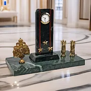 Подарочные часы «Погон» с гербом МЧС и подставками — фотография 1