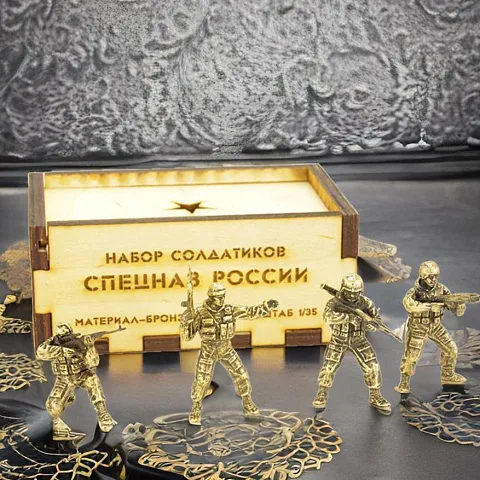 Бронзовый набор солдатиков «Спецназ России», 4 шт., 1:35 — красивый подарок