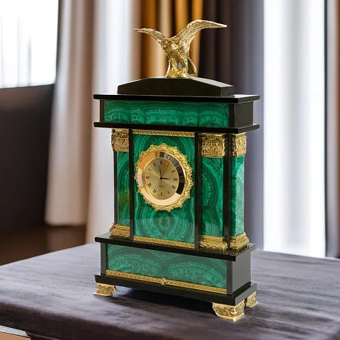 Часы «Орёл» с малахитом и бронзой, 170×60×330 мм — оригинальный подарок