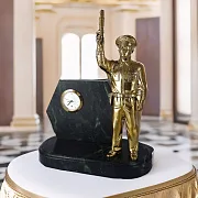 Часы «Инспектор ГИБДД» с фигурой — оригинальный подарок — фотография 1